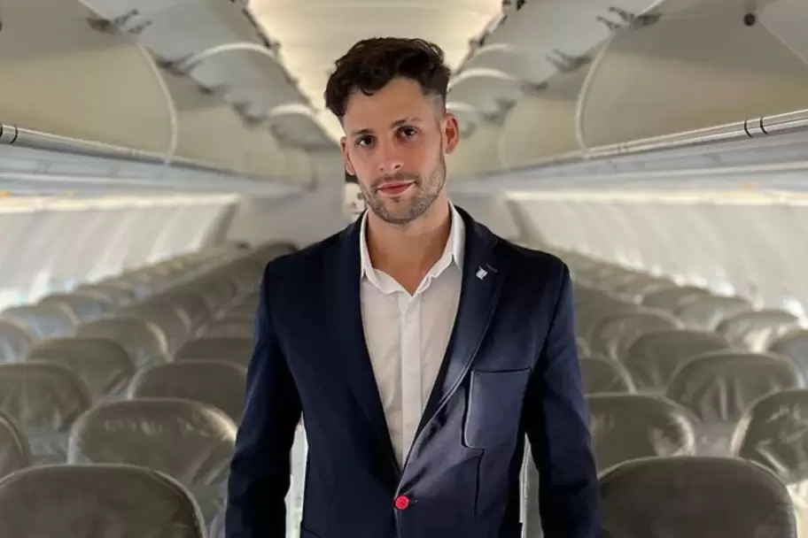 Joel Ojeda, el azafato que se convirtió en participante de Gran Hermano.