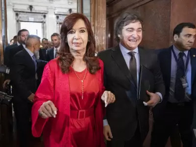 57,4% de pobreza: Milei responsabiliz a "la casta" y CFK lo acus de jugar "con la mesa de los argentinos"