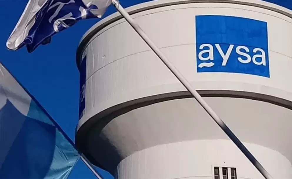 El Gobierno habilitó la privatización de AySA y los cortes de agua por falta de pago