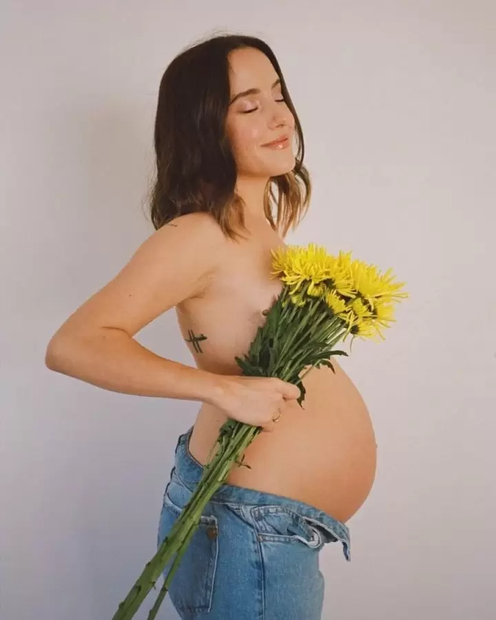 Evaluna embarazada de ndigo