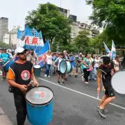 Empujones y represin: fuerte tensin en 9 de Julio y ms de 500 cortes por alimentos