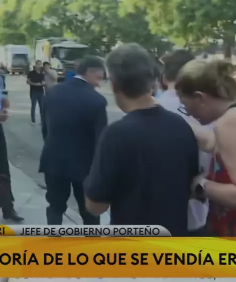 "Una rataaaaaaaaaa!": gritos, saltos y un triste final mientras Jorge Macri hablaba del desalojo en Retiro