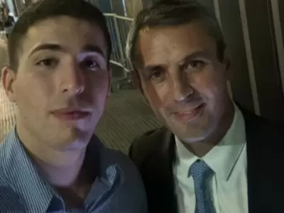 Federico Sharif Menem y su t�o segundo