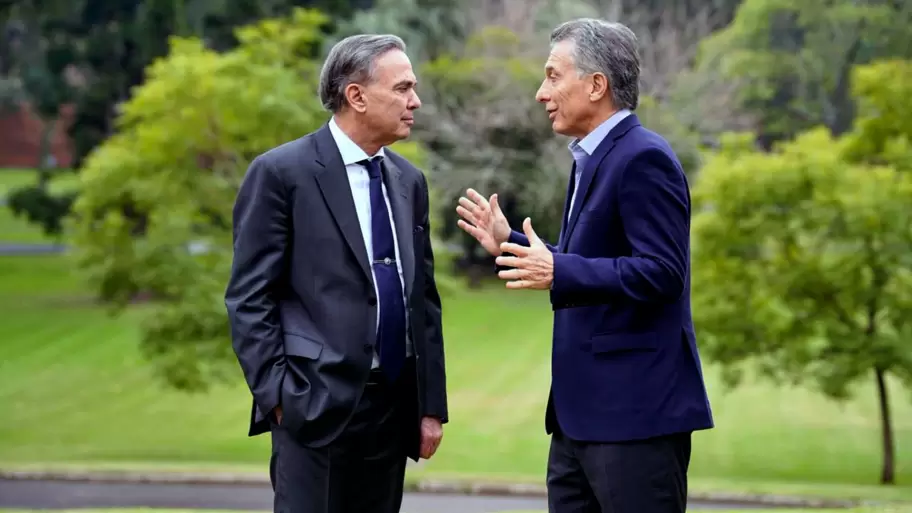 Miguel ngel Pichetto y Mauricio Macri