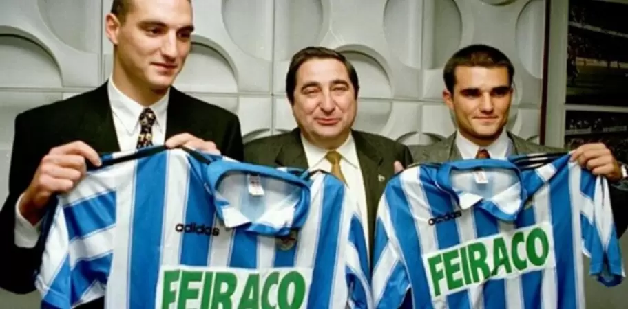 Lionel Scaloni y Mauro Scaloni, cuando ficharon juntos para el Deportivo La Corua  en 1997.