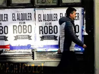 "El alquiler es un robo", una campaa publicitaria en la va pblica impulsada por Inquilinos Asociados
