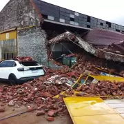 Destrozos, inundaciones y la tormenta "supercelda": una mujer muri aplastada por el fuerte temporal