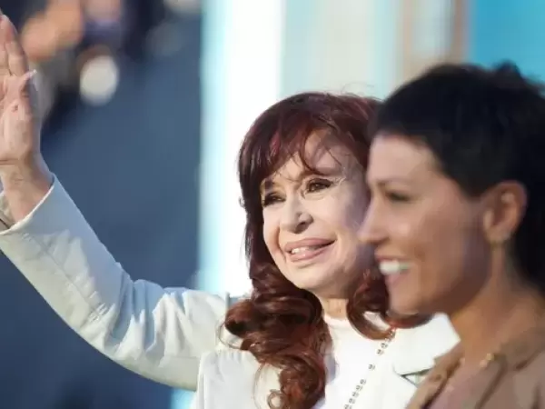 Cristina Fernndez de Kirchner en Quilmes junto a Mayra Mendoza