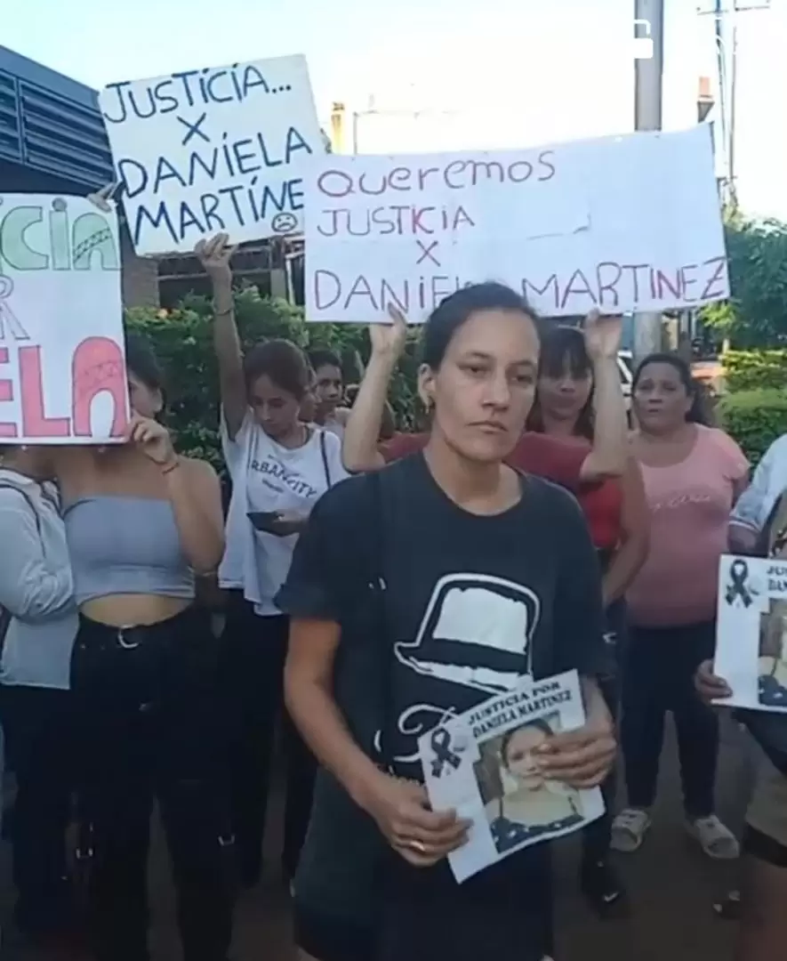 Los vecinos piden Justicia por la adolescente