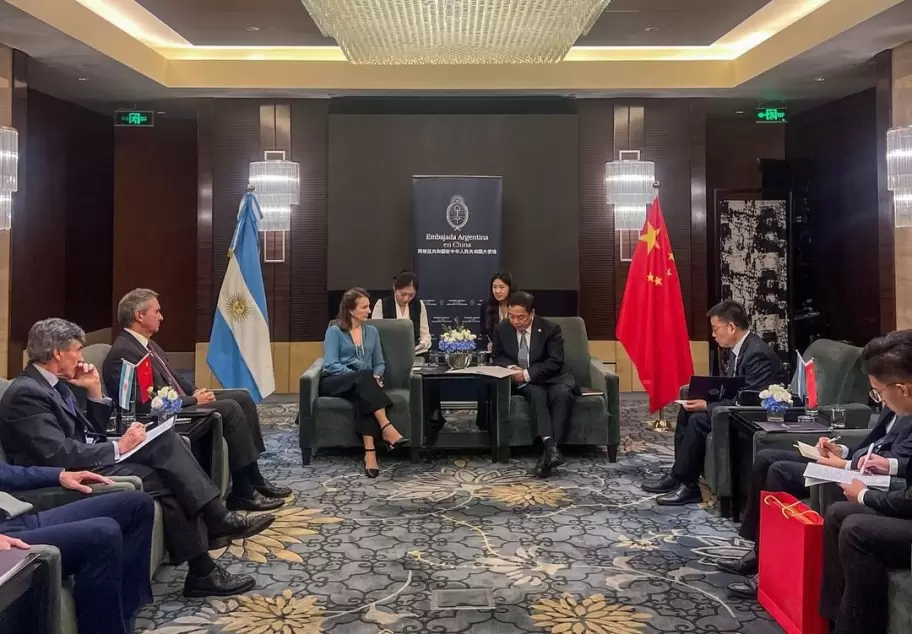 La canciller lanz una polmica frase apenas das despus de visitar China y reunirse con su par Wang Yi.