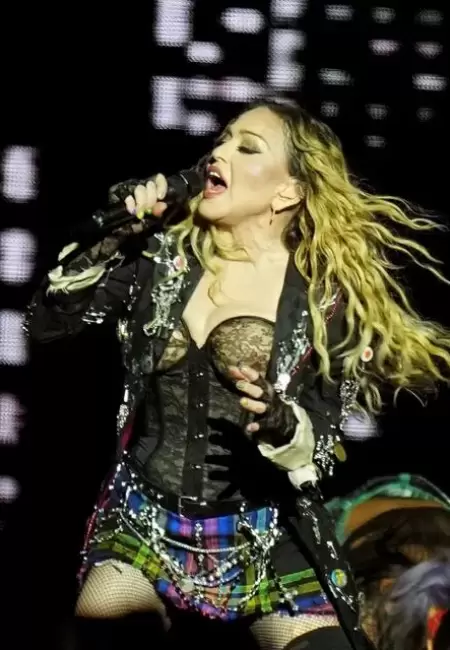 Madonna celebr el fin de su gira en Ro ante un milln y medio de fans