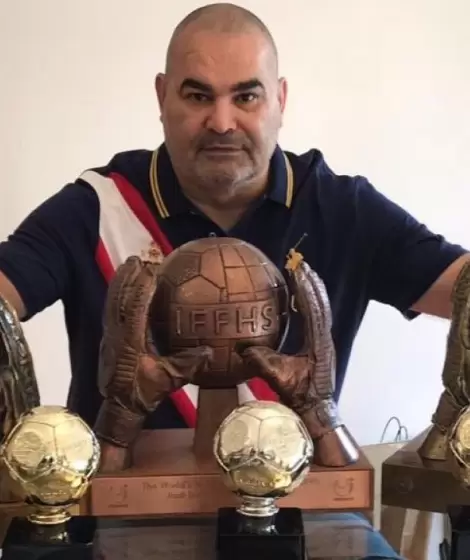 Chilavert, due�o de una desubicada personalidad