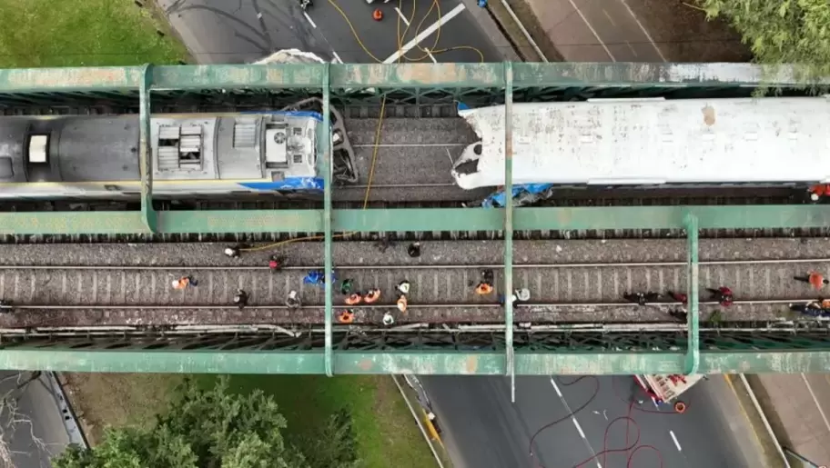 As se vio el choque del tren en la altura.