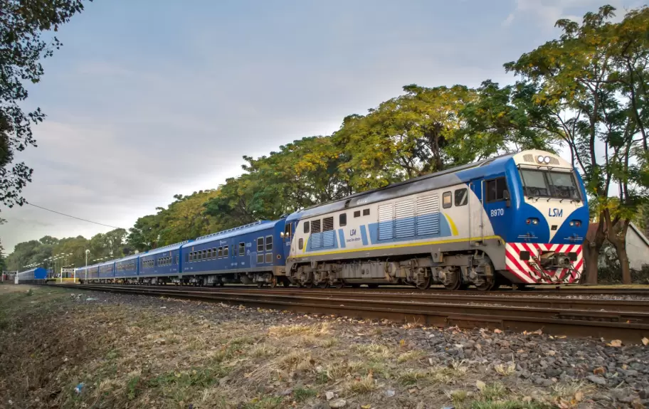 Tren de la lnea San Martn