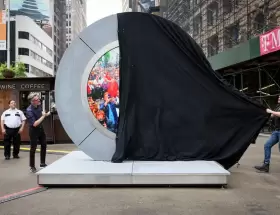 The Portal en Nueva York el 8 de mayo en el cual se inaugur.