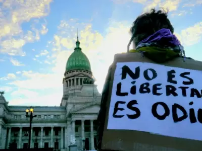 Manifestaciones contra los crmenes de odio contra las disidencias sexuales se multiplicaron tras el ataque lesboodiante de Barracas