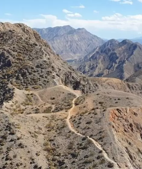 Cerro Tres Maras