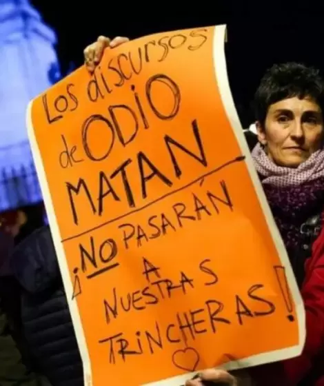 Las manifestaciones contra los crmenes de odio contra las disidencias sexuales se multiplicaron tras el ataque lesboodiante de Barracas