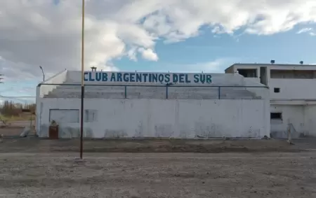 El vehculo de la vctima fue encontrado en las inmediaciones de la cacha del Club Argentinos del Sur