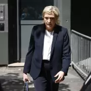 Quin es Marine Le Pen: el drama familiar con su padre y una infancia cargada de violencia