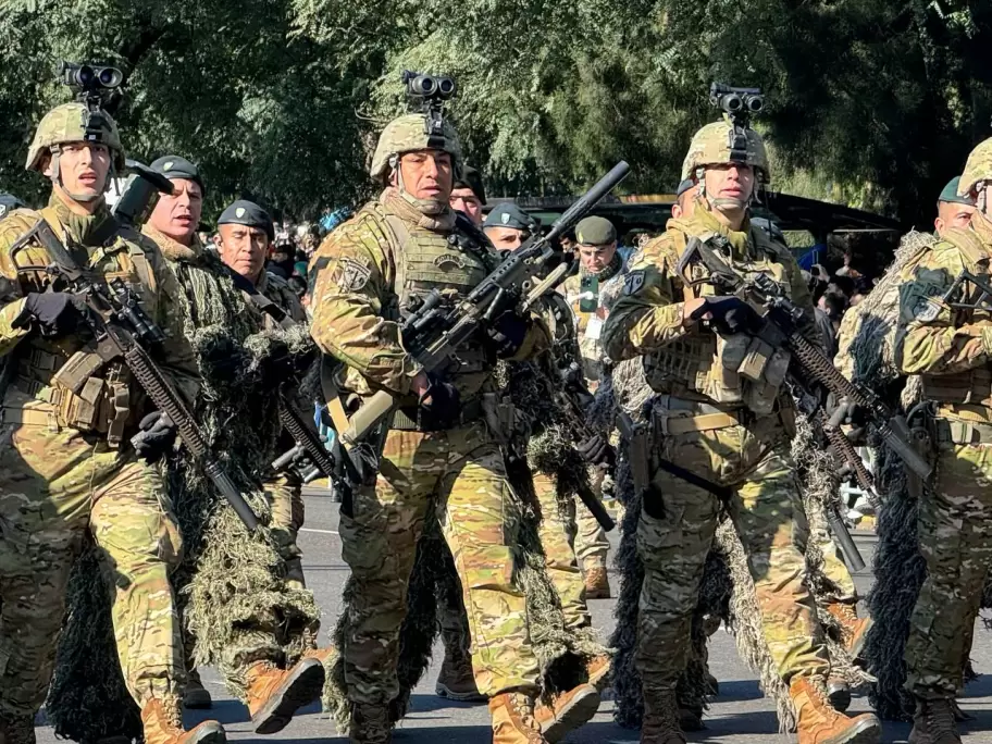 Desfile militar en la era Milei