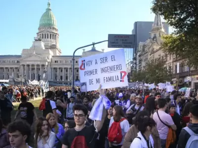 ltima marcha a favor de la universidad pblica