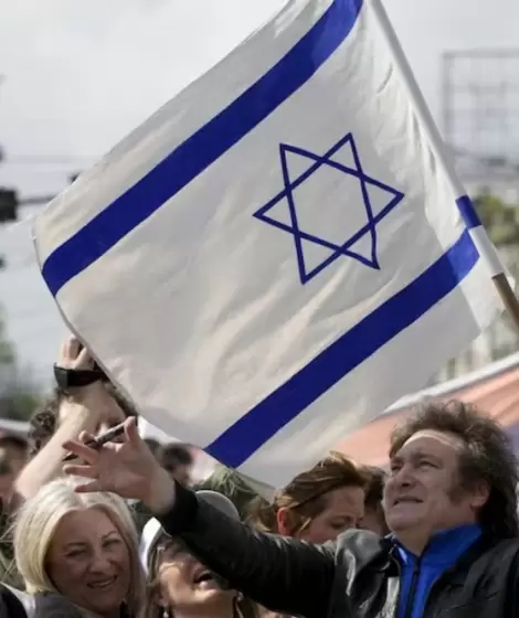 Milei con la bandera de Israel