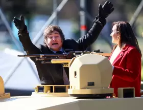 Milei y Villarruel en el desfile militar por el 9 de Julio