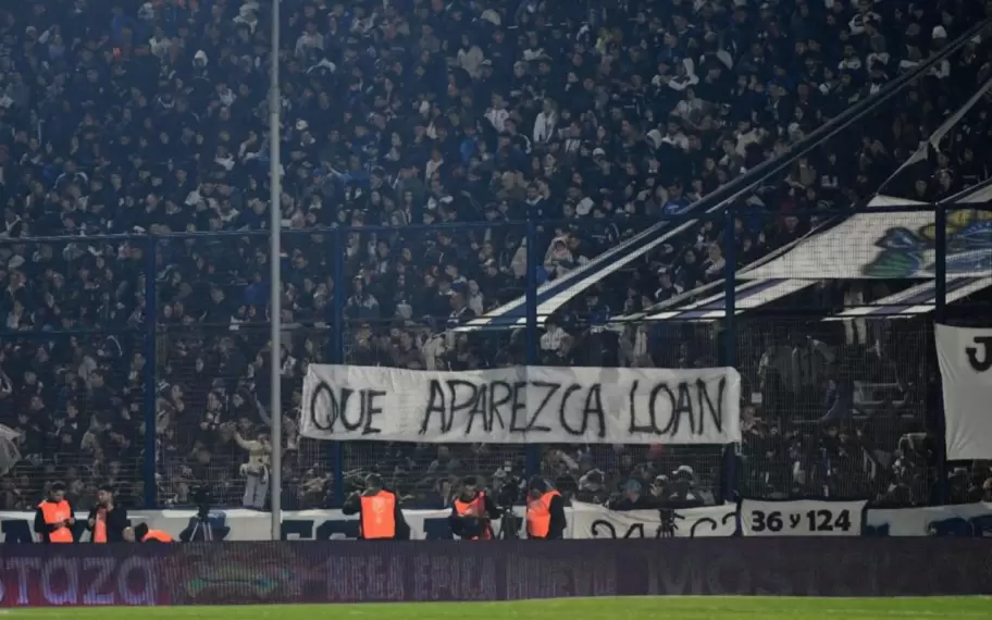 Las banderas que mandaron a sacar