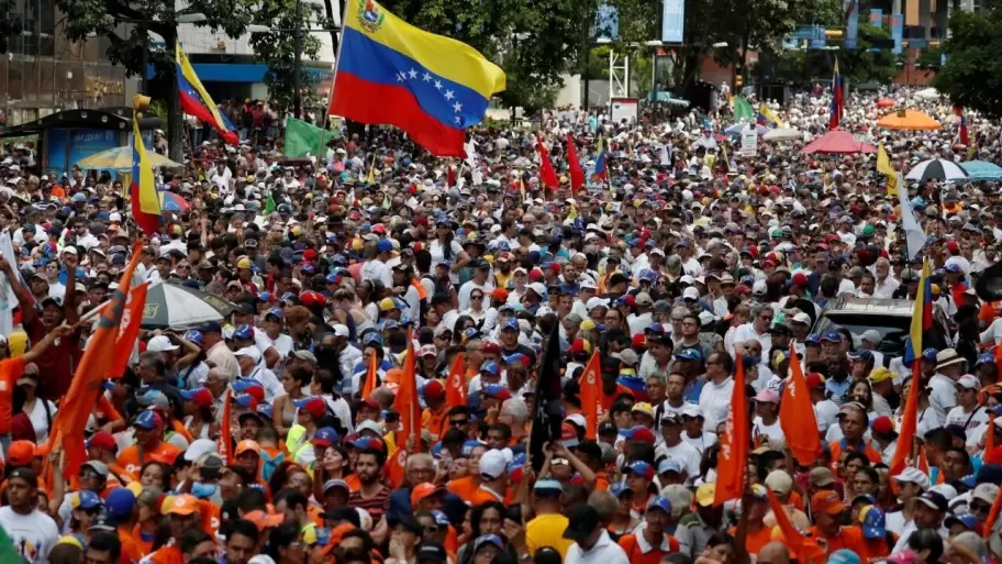 Las calles de Venezuela se colmaron de manifestantes opositores tras el resultado que dej a Nicols Maduro otra vez como presidente.