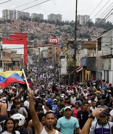 Continan las protestas en las principales ciudades de Venezuela.