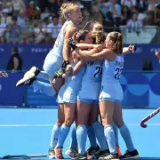 Las Leonas rugieron en Pars: con Cosentino en modo "Dibu", Argentina super a Alemania y est en semis