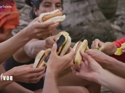 Brindis con choris. Los participantes de Survivor se sorprendieron por la versin colombiana del chorizo.