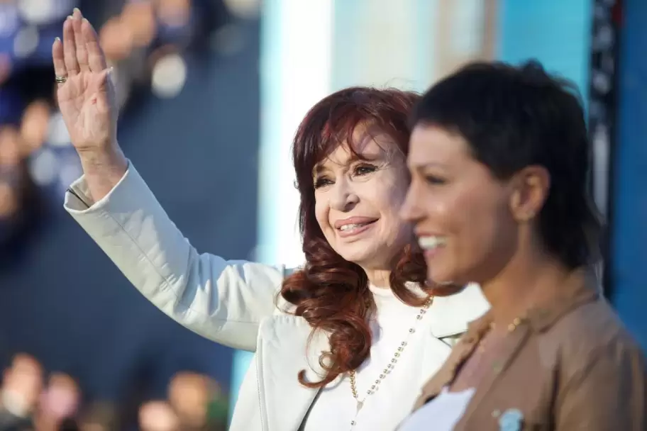 Mayra Mendoza y CFK