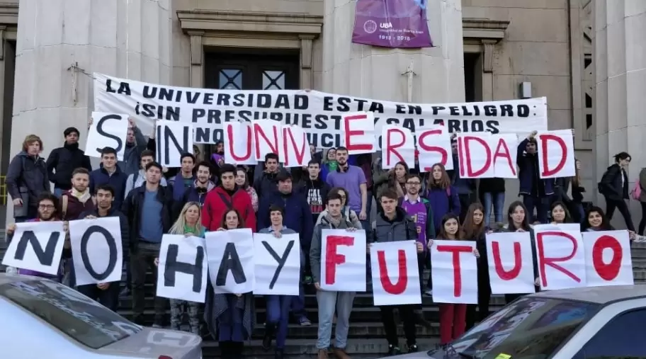 Una vez ms , la universidad publica se vio atentado por las medidas del actual gobierno