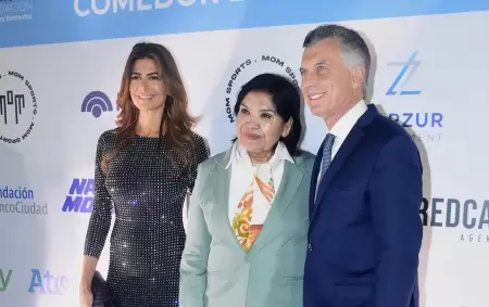 Juliana Awada, Margarita Barrientos y Mauricio Macri