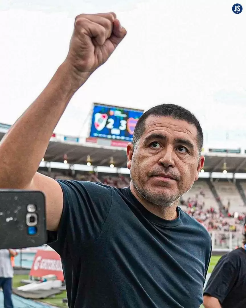 Juan Romn Riquelme en la mira