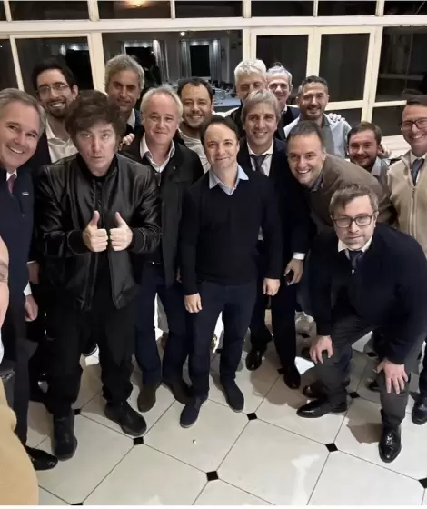 El Gobierno se niega a recomponer la jubilacin y se sac una foto sonriente