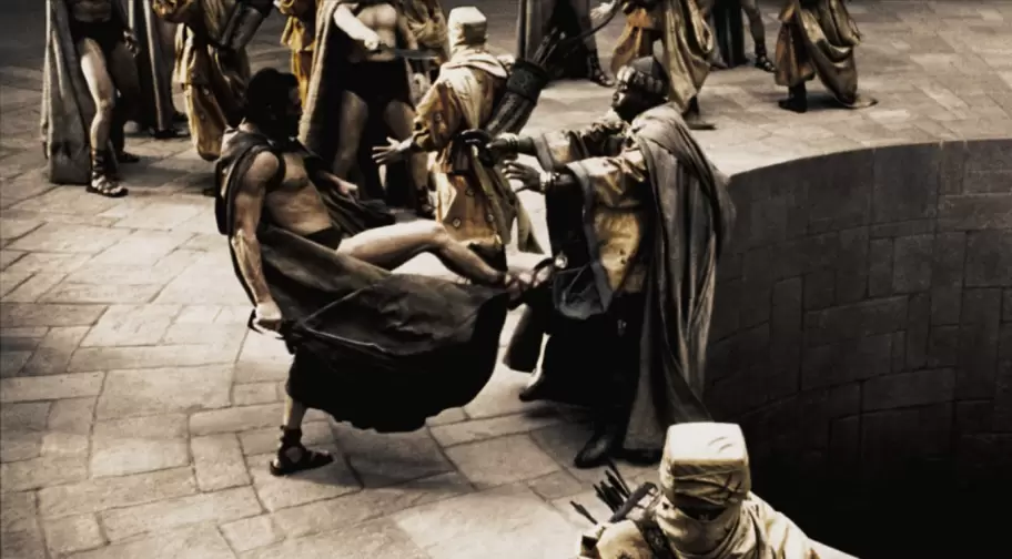 La emblemtica escena de la pelcula 300 en donde patean al emisario persa a un pozo al grito de "This is Sparta!"