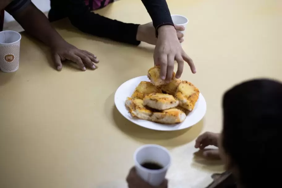 Peligro por las infancias qeu crecen sin comer