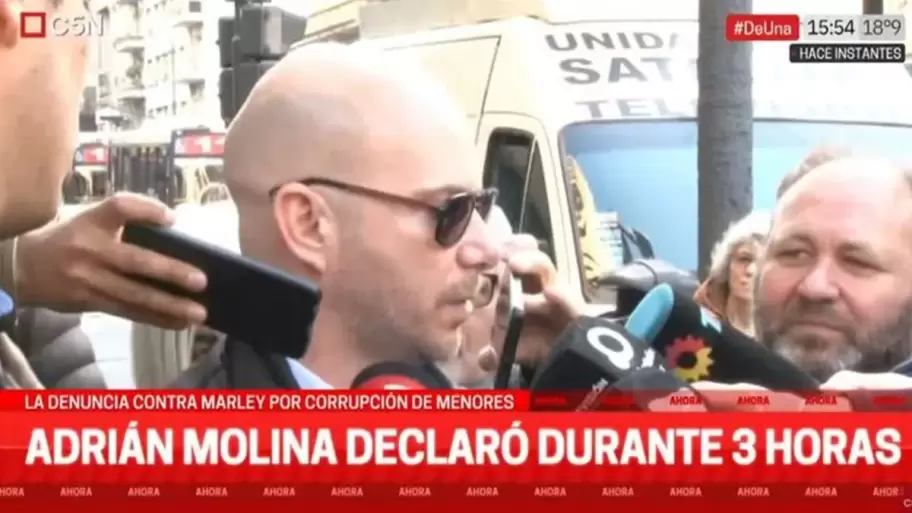 Adrin Molina tras su declaracin en Fiscala