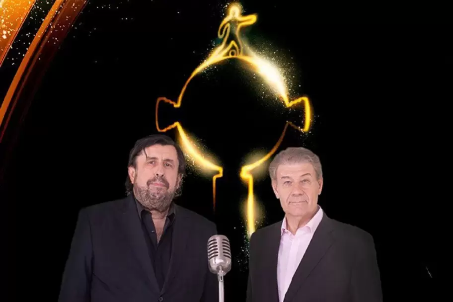 Alejandro Apo junto al relator Vctor Hugo Morales.