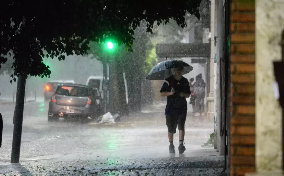 Pronostican lluvias por la tormenta de Santa Rosa