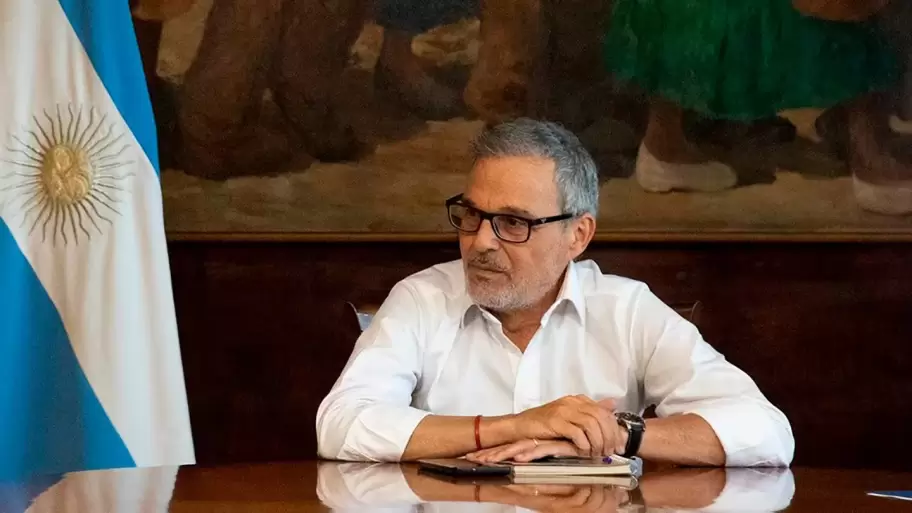 Mario Russo, ministro de Salud libertario