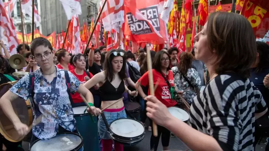 Organizaciones de jubilados, la CGT y movimientos sociales marcharn frente al Congreso