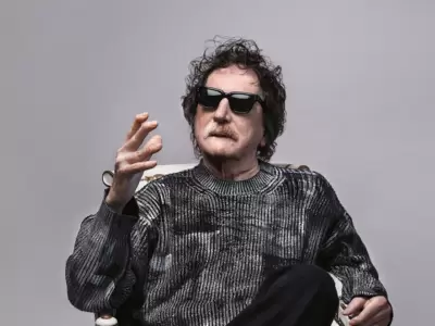 Charly Garca presenta "La lgica del escorpin"