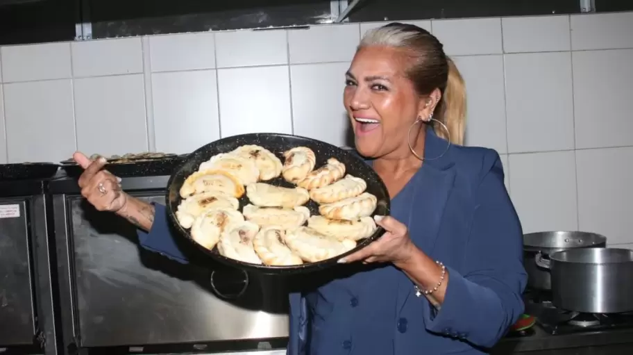 Gladys la Bomba Tucumana asegura haber pagado el diseo de su local de empanadas