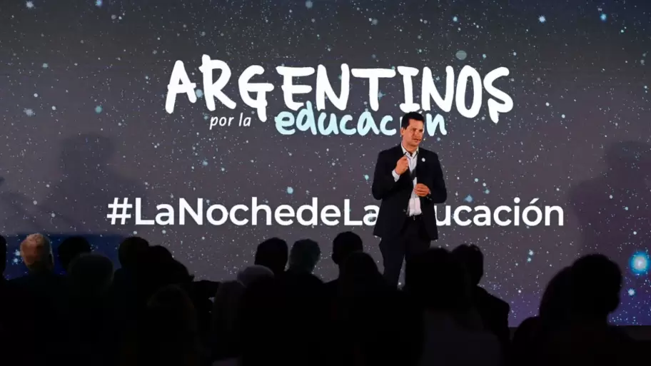 Gobernadores de las provincias argentinas estuvieron presente en La Noche de la Educacin