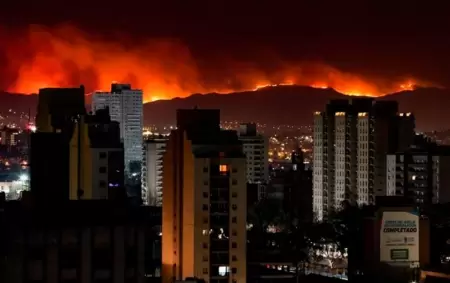 Se agravan los focos de incendio en distintos puntos de las sierras