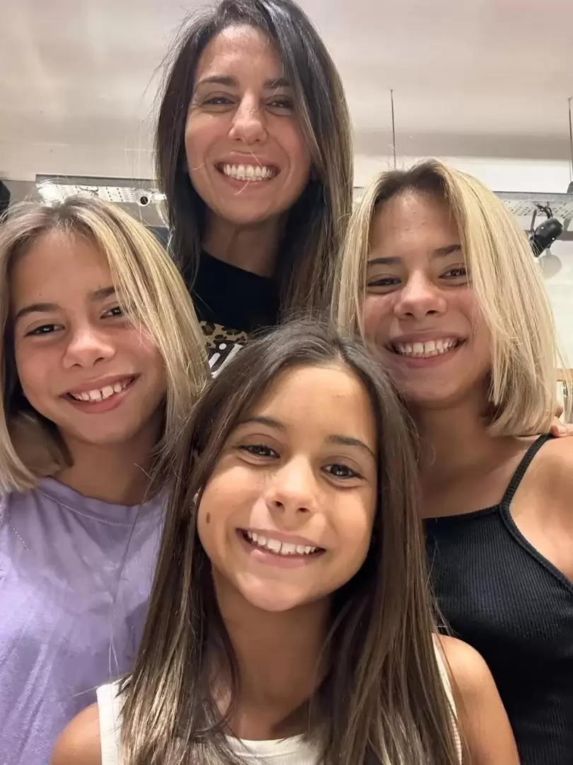 Las hijas de Cinthia Fernndez fueron parte de la gran propuesta